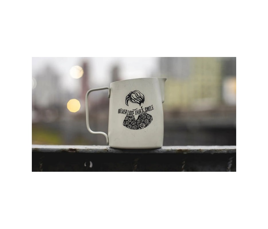 Milk Pitcher WPM #28 Tapered Branco Coco 500ml
