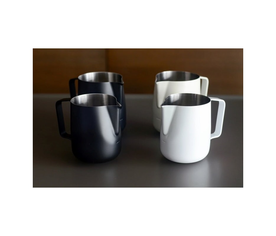 Milk Pitcher WPM #30 Competition Preto 600ml