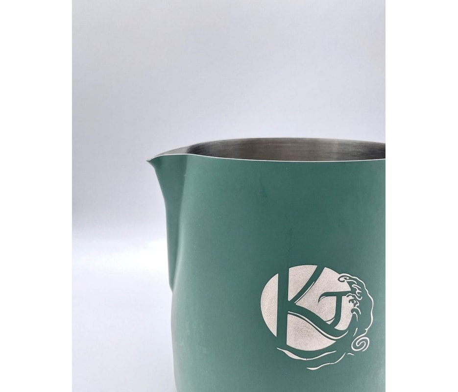 Milk Pitcher WPM #67 Competition Ed. KJ Verde Floresta 600ml